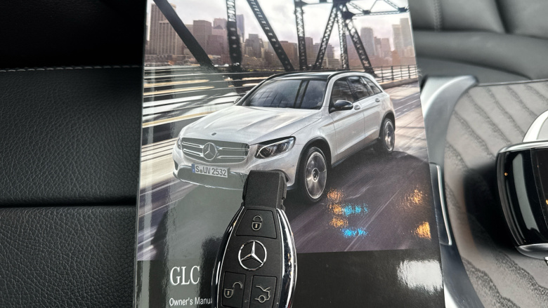 Mercedes-Benz GLC 250 4Matic AMG Line Premium Plus 5dr 9G-Tronic Petrol Estate